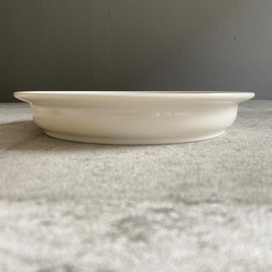 ユニバーサル食器ディーププレート 21cm・白 |  | 04