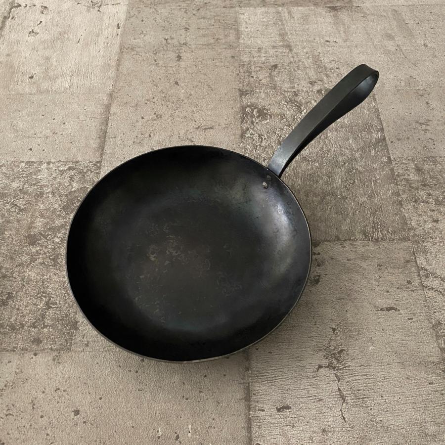予約商品 5月発送 河原崎貴 鉄フライパン 小 : ASSEMBLAGE 予約商品 5月発送 河原崎貴 鉄フライパン 小 : ASSEMBLAGE