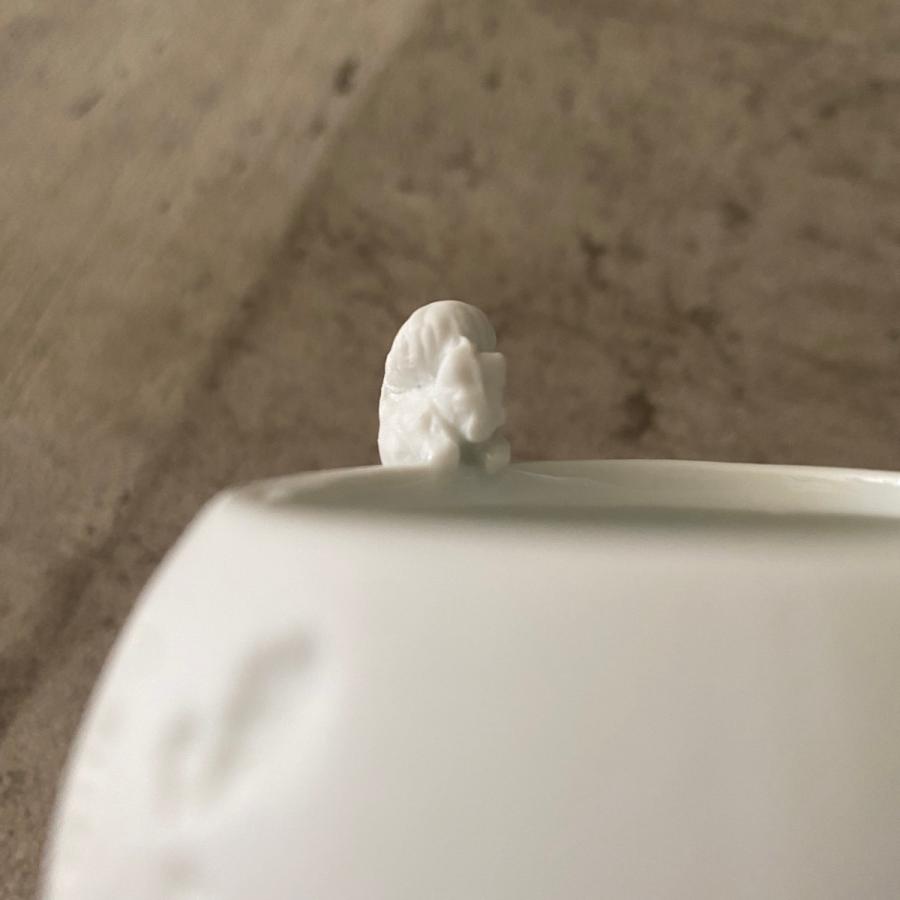 Porcelain Story Tealight 磁器の小物入れ quirrel リス ・Nuts ナッツ rader レダー |  | 04