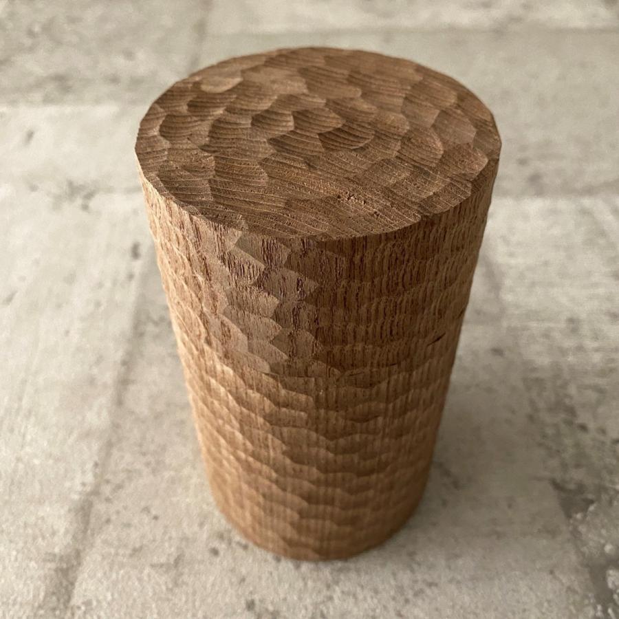 63 ロクサン 木製茶筒・一刀彫 |  | 03