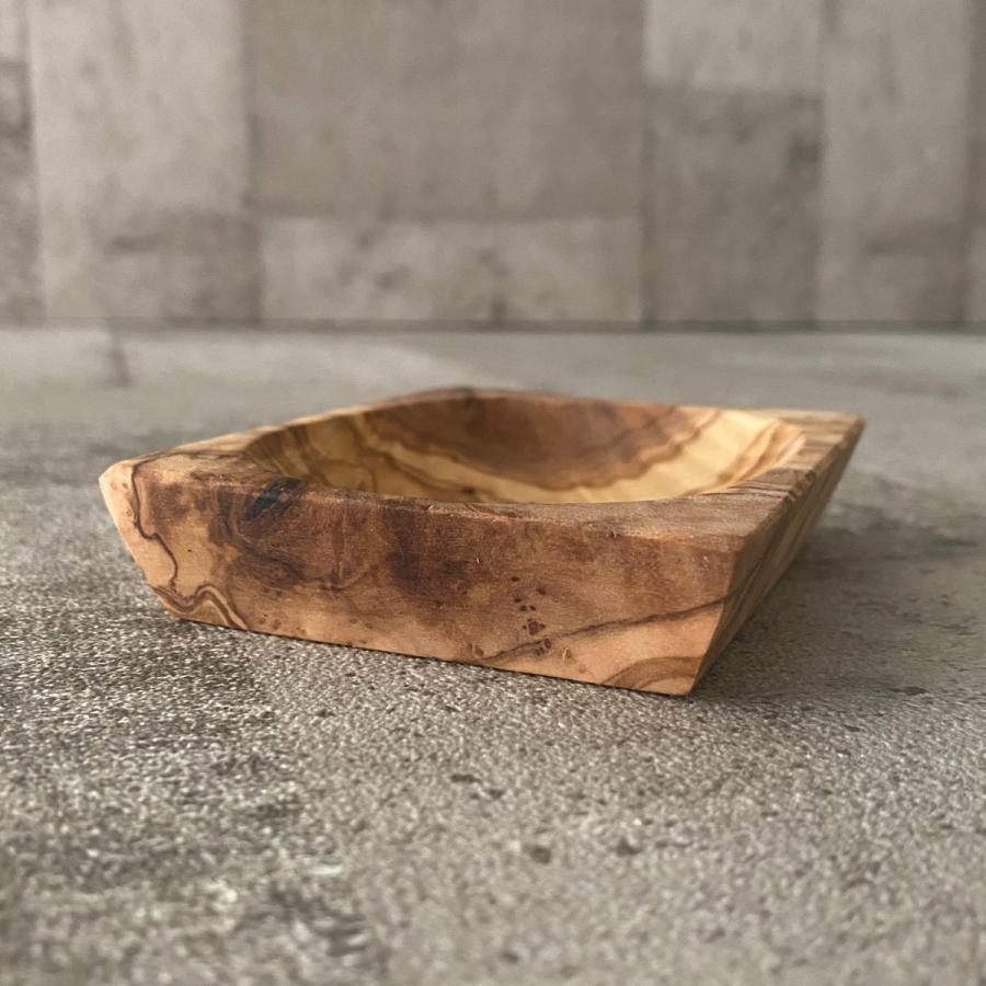 Felice Olive 長方形ボウル |  | 01