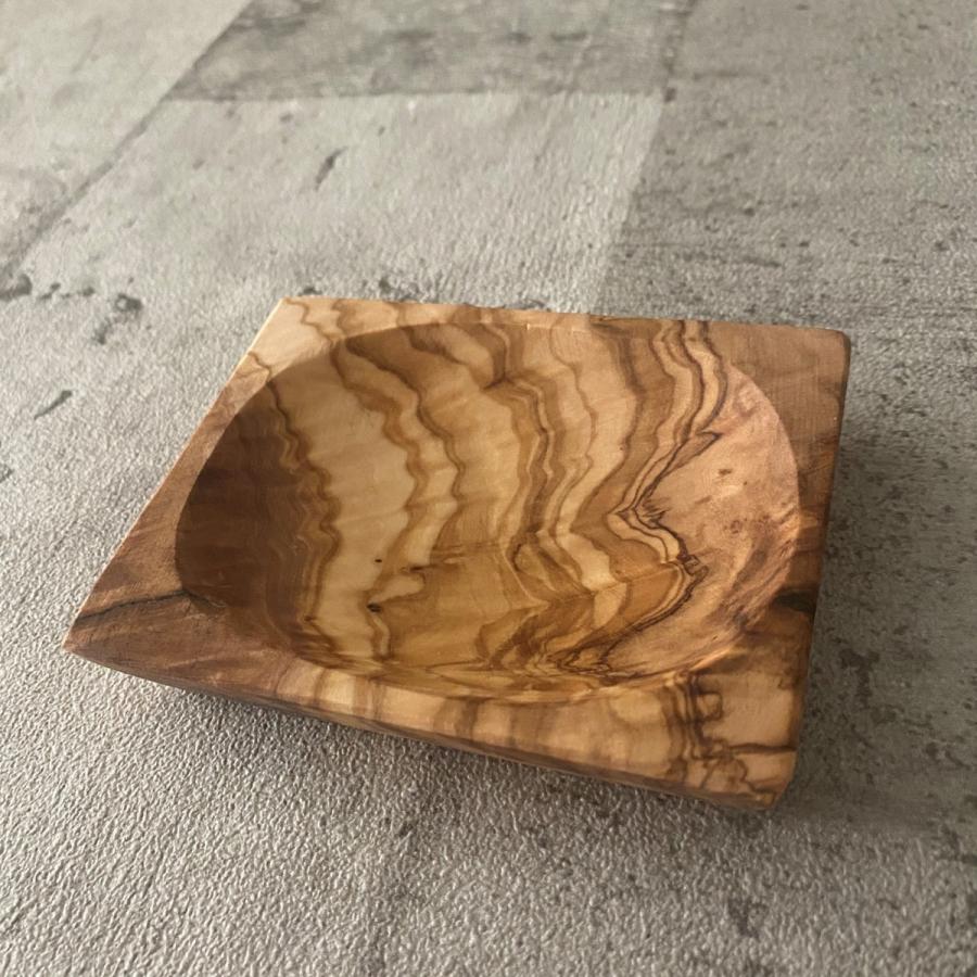 Felice Olive 長方形ボウル |  | 03