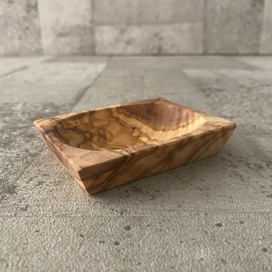 Felice Olive 長方形ボウル |  | 05