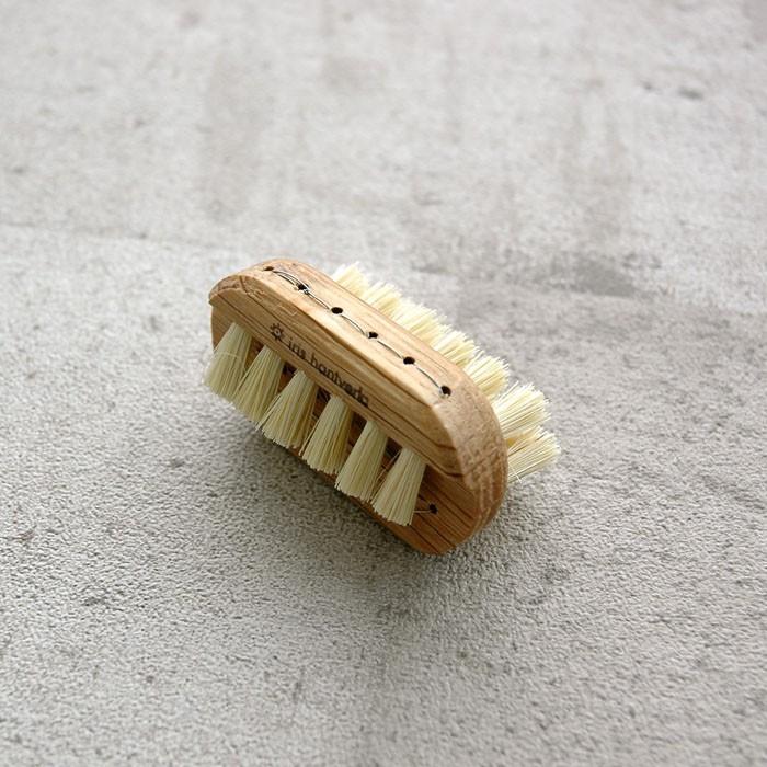 Iris Hantverk ネイルブラシ Lovisa/イリス irisnailbrushASSEMBLAGE 通販