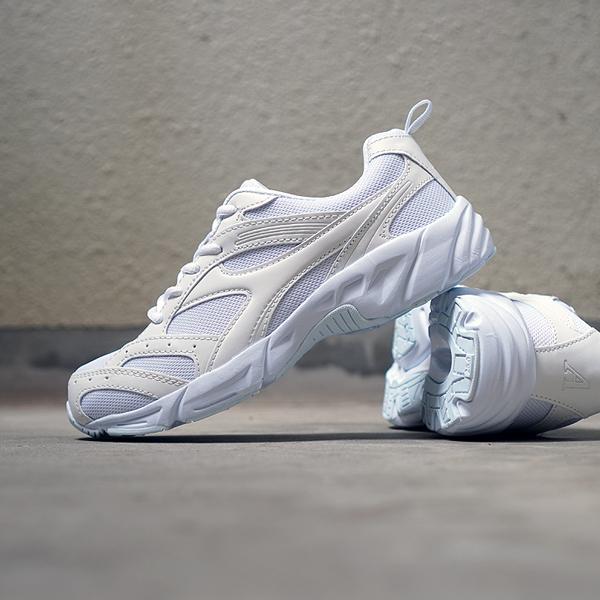 訳あり スニーカー 白 シューズ アウトレット 靴 レディース メンズ キッズ 通学靴 運動靴 | ブランド登録なし | 14