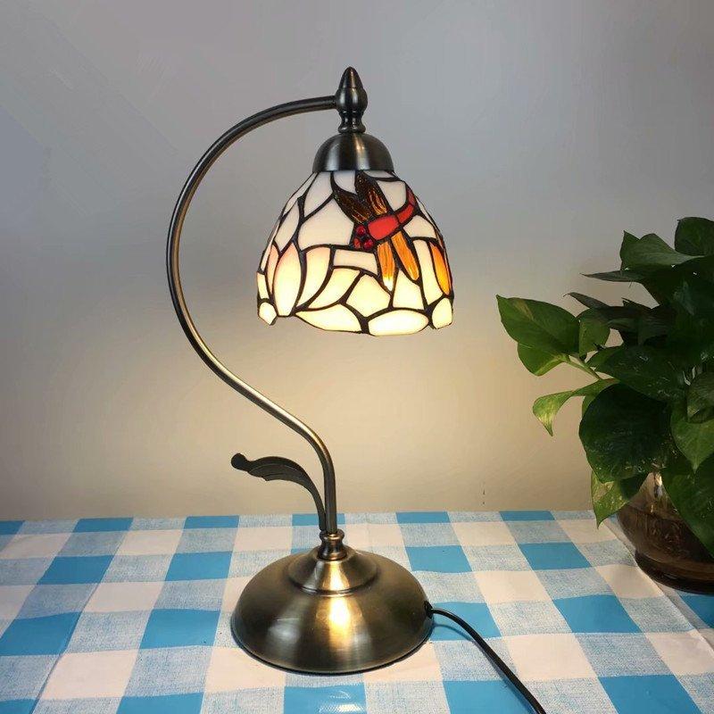 カタログギフトも 書斎 ガラス工芸 ベッドサイド 子供 豪華 読書灯 テーブルランプ 卓上照明 ステンドグラス おしゃれ 寝室 デスクライト レトロ アンティーク 卓上ランプ 北欧 テーブルライト デザイン 白色 Www Gatorheatandair Com