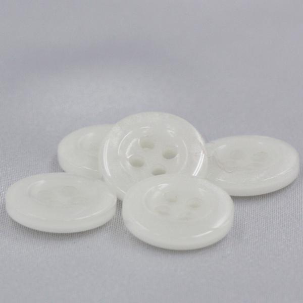 ボタン プラスチックボタン 10mm 1個入 釦 表4つ穴 白 ホワイト  シャツ ブラウス カーディガン 向 手芸 通販 日本製｜assure-2｜03