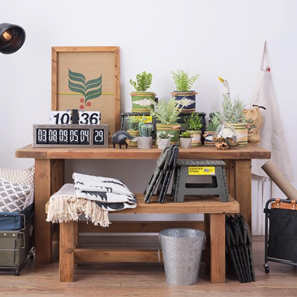 美品/ ダイニングテーブル　木製 4人用  ナチュラルインテリア シンプル 人気 幅155~200cm セラミック×天然木 異素材ダイニングテーブル 4人