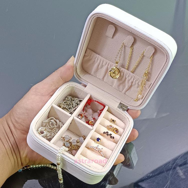 ネックレス 2個セット アクセサリーケース 小さめ 仕切り付き