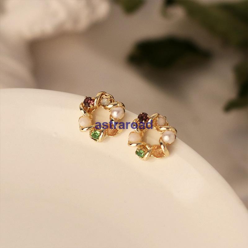 オパールとダイヤ装飾スタッドピアス　 ※キャッチ無し シルバー925 CZダイヤ1石4本爪のスタッドピアス クリアとブラックの2色