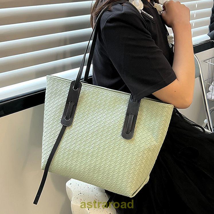トートバッグ レディース 女性用 かばん 鞄 大容量 肩掛け