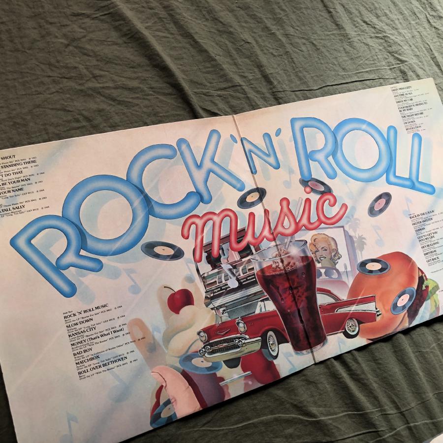 レア!レコード極美品!1976年発売 UK盤 パーロフォンラベル ペラジャケ レア!レコード極美品!1976年発売 UK盤 パーロフォンラベル