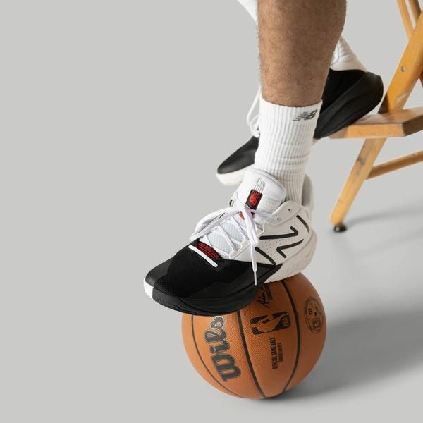 ニューバランス シューズ メンズ バスケットボール New Balance TWO WXY v4 Basketball Shoes White/Black｜asty-shop2｜04