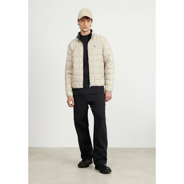 カルバンクライン ジャケット＆ブルゾン メンズ アウター ULTRA LIGHT JACKET - Down jacket - plaza taupe｜asty-shop2｜02