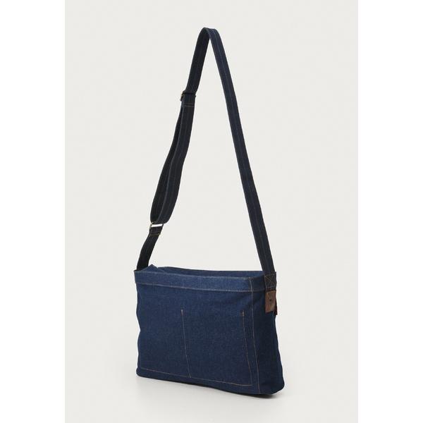 Levi's リーバイス ビッグロゴ 帆布 キャンバス ショルダーバッグ Levi's リーバイス ビッグロゴ 帆布 キャンバス ショルダー