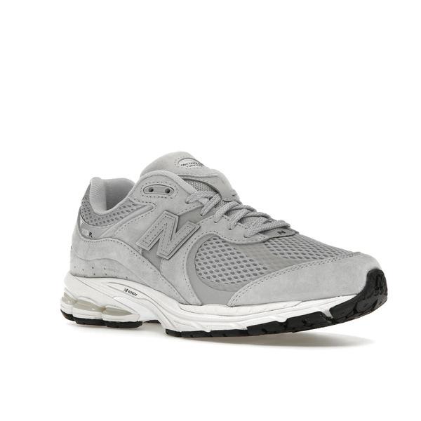New Balance ニューバランス メンズ - スニーカー New Balance 2002R Mesh Raincloud Metallic 【US_6.5(24.5cm) 】の画像