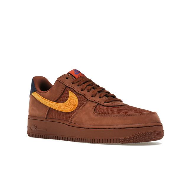 Nike ナイキ メンズ エアフォース スニーカー Nike Air Force 1 Low La Familia 【US_6.5(24.5cm) 】の画像