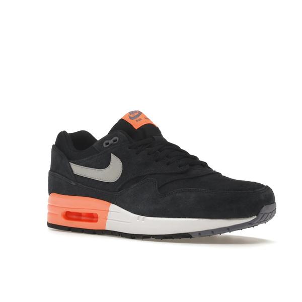 Nike ナイキ メンズ エアマックス スニーカー Nike Air Max 1 Dark Obsidian Atomic Orange 【US_8.5(26.5cm) 】の画像