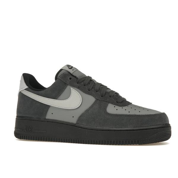 Nike ナイキ メンズ エアフォース スニーカー Nike Air Force 1 Low LV8 Anthracite Cool Grey 【US_8.5(26.5cm) 】の画像