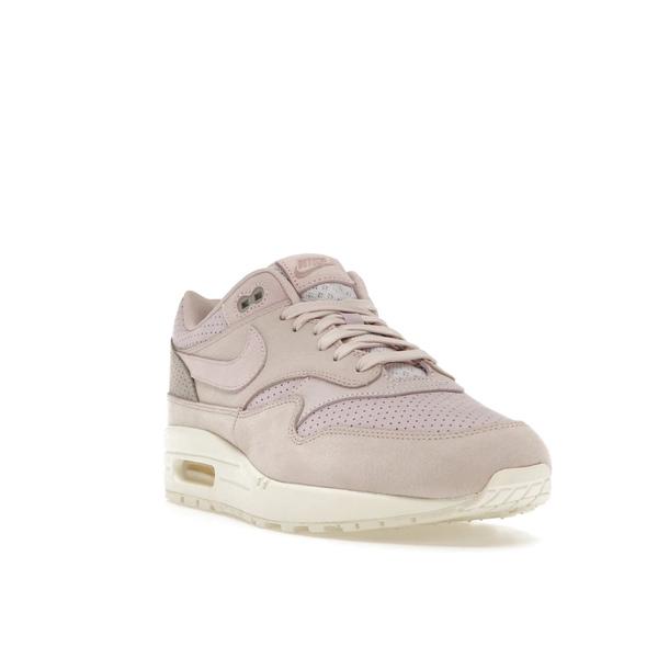 Nike ナイキ メンズ エアマックス スニーカー Nike Air Max 1 Pinnacle Arctic Pink 【US_12(30.0cm) 】の画像