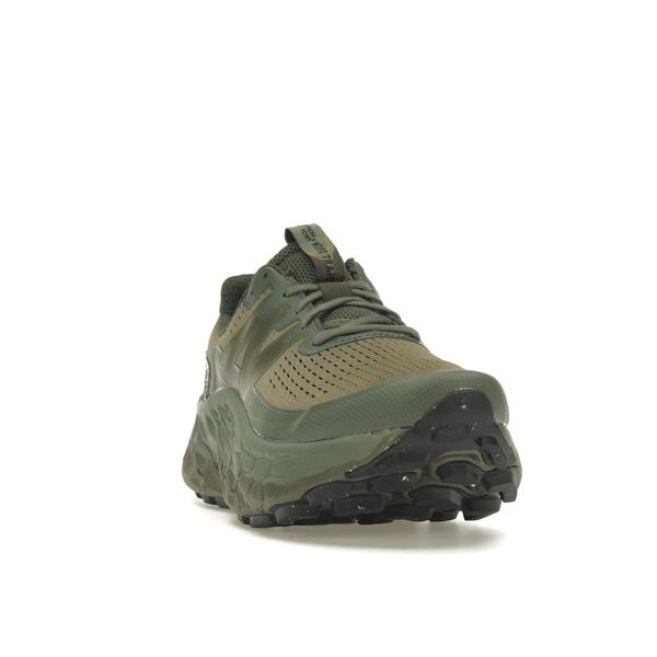 New Balance ニューバランス メンズ - スニーカー New Balance Trail More V3 Fresh Foam Tokyo Design Studio Light Army Green 【US_9.5(27.5cm) 】の画像