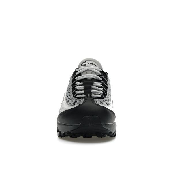 NIKE Nike ナイキ レディース スニーカー Reflective Safari NIKE Nike ナイキ レディース スニーカー Reflective Safari