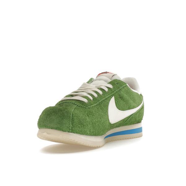 NIKE Nike ナイキ レディース スニーカー Chlorophyll Suede NIKE Nike ナイキ レディース スニーカー Chlorophyll Suede