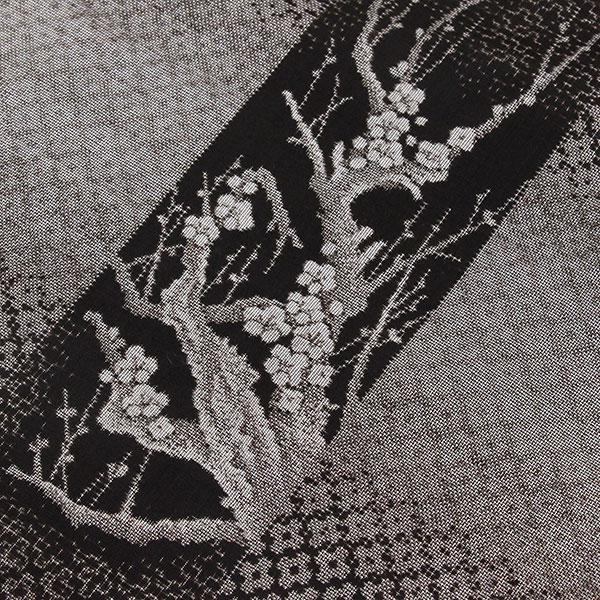 反物 究極の微細絣 大島紬 12マルキ 古代染色純泥染 窪田優粋 作 反物 究極の微細絣 大島紬 12マルキ 古代染色純泥染 窪田優粋 作