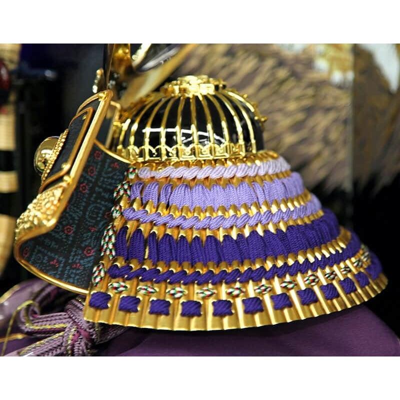 上杉謙信東京久月五月人形家紋付き兜飾り収納セット・シルバー兜・天空