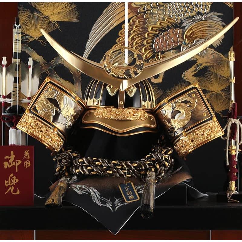 上杉謙信 兜飾り 着用タ 宝童作 五月人形 上杉謙信 着用 兜収納飾り 兜飾り 宝童監修 金北斗