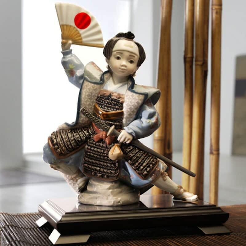 LLADRO（リヤドロ） 五月人形 桃太郎 子供大将飾り 浮世人形 台座付