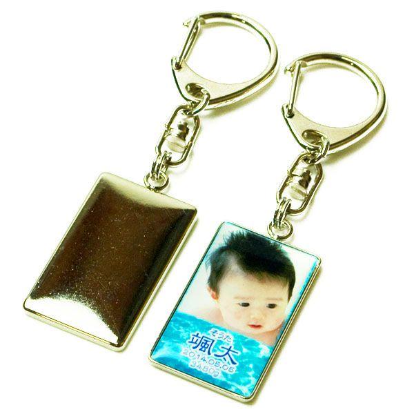 写真 キーホルダー メタルプレート 長方形 片面印刷 赤ちゃん 子供 犬 猫 うさぎ ペット 名入れ 名前入り プレゼント ギフト 父の日 母の日 記念日 誕生日 市場
