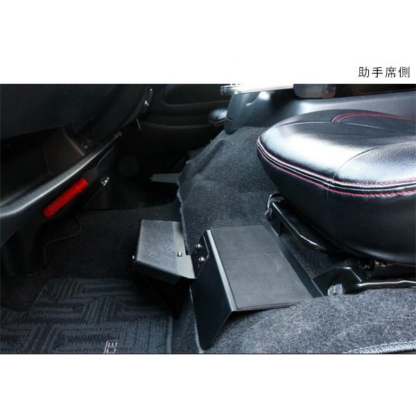 ハイエース 200系 カスタム パーツ フットレスト レックパッド ハイエース 200系 カスタム パーツ フットレスト レックパッド