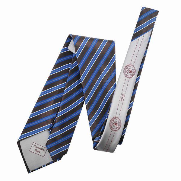 ゼニア　Zegna　ネクタイ　新品　小紋柄　09 ゼニア Zegna ネクタイ 新品定価￥39 600～55 000 小紋柄 09