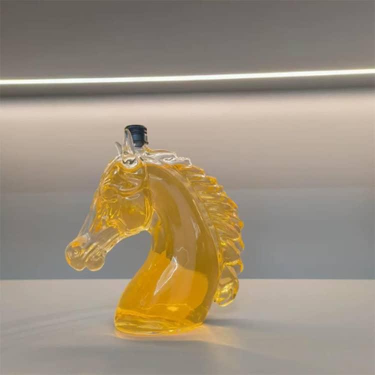 馬頭 おしゃれ 酒器 酒瓶 日本酒 ウイスキーボトル 馬デザイン