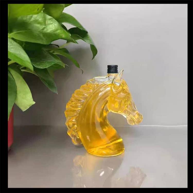 馬頭 おしゃれ 酒器 酒瓶 日本酒 ウイスキーボトル 馬デザイン
