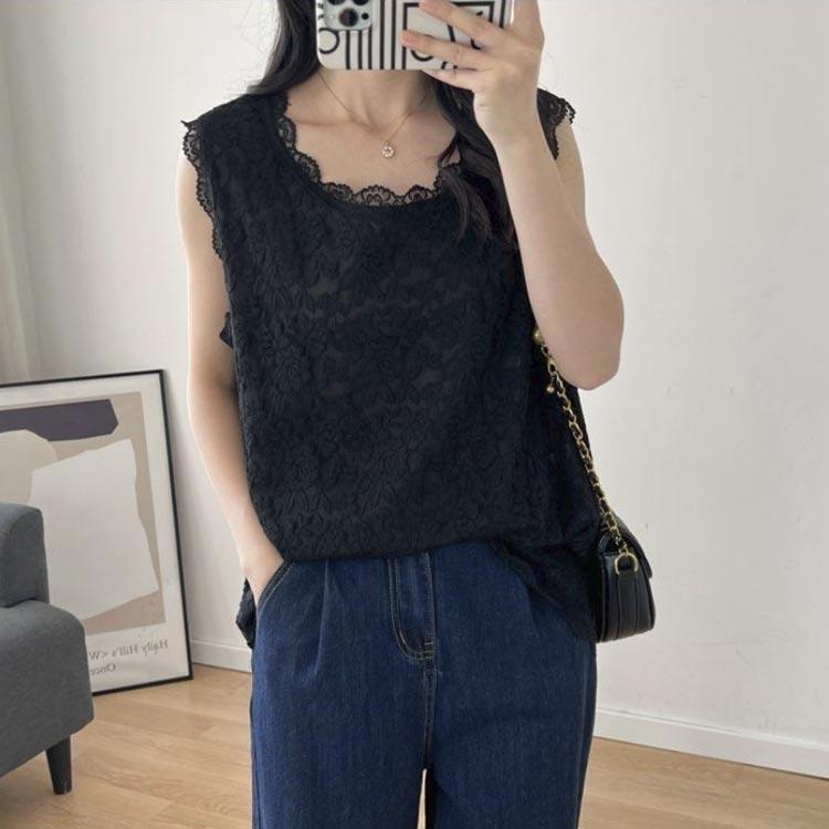 レース裾付きブラックタンクトップ 裾レース使いレイヤード用タンクトップ - ベルーナ【公式】