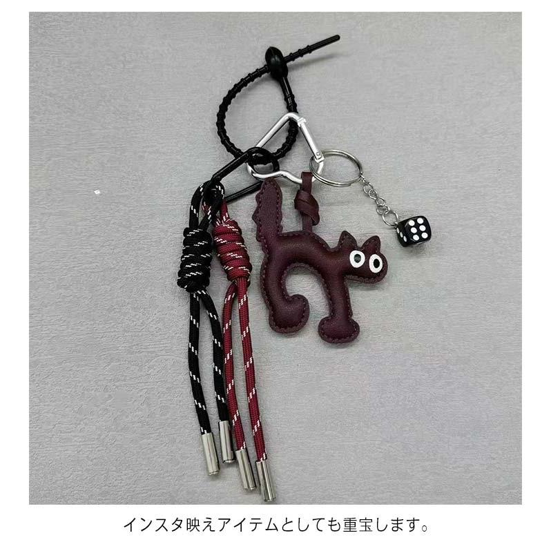プレッツェルモチーフ バッグチャーム ねこチャーム カラナビ