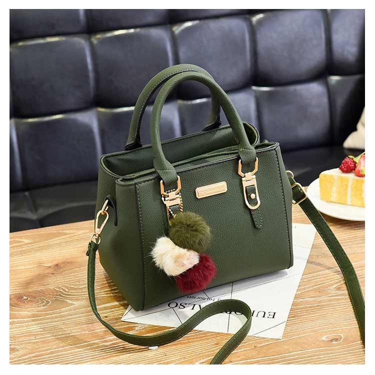 ブラウン系 ハンドバッグ チャーム付き ショルダーバッグ レディース 2WAY ハンドバック チャーム付き 通勤