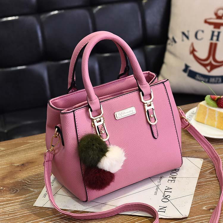 ショルダーバッグ レディース 2WAY ハンドバック チャーム付き 通勤