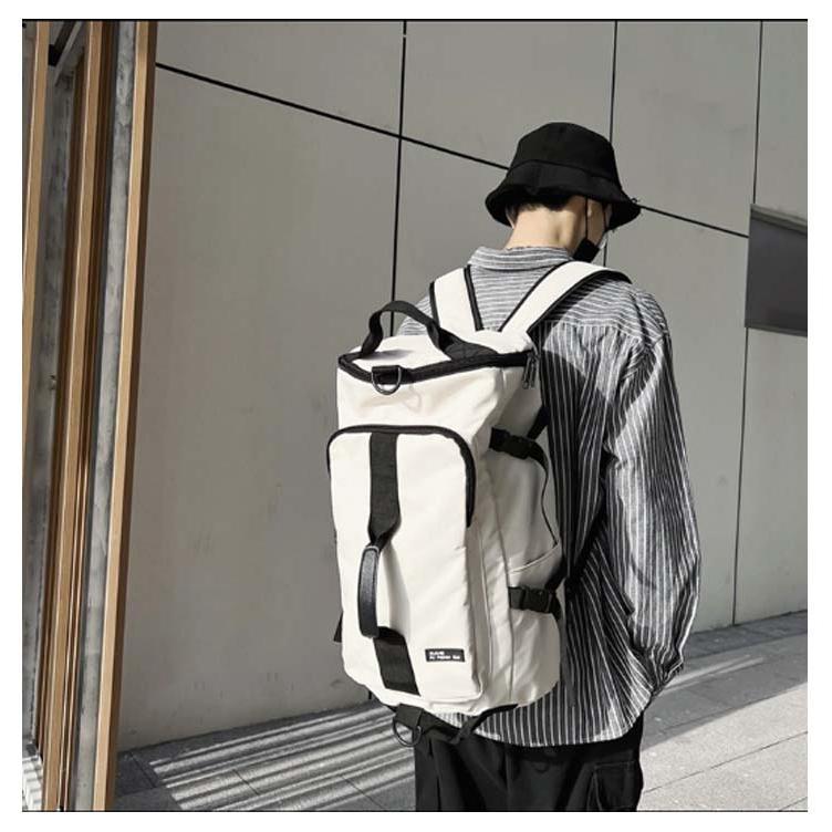 リュック 登山 40L 大容量 3WAY ショルダーバッグ 多機能 撥水