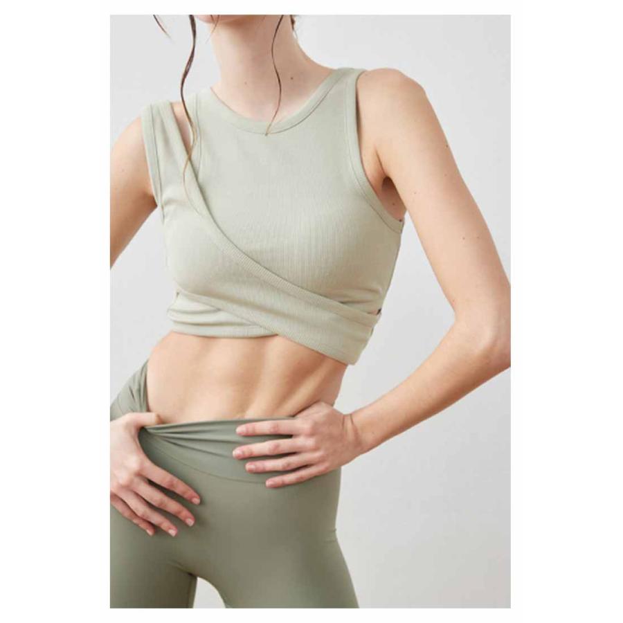 ヨガウェア トップス カップ付 レディース ヨガブラ ブラトップ タンク