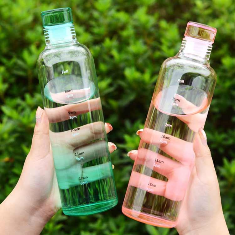 ウォーター ボトル ガラス製 500ML 水筒 透明 目盛り付き ガラスボトル 