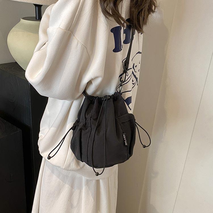 収納 ドロップバッグ ショルダーバッグ 巾着 ショルダー ポーチ
