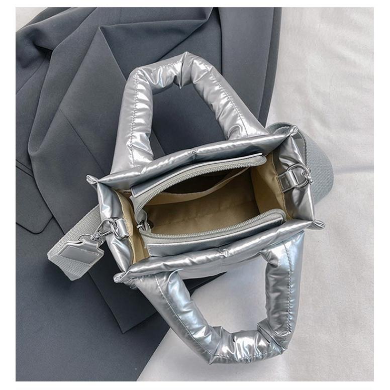 ふっくら可愛い 中綿 キルティングバッグ ハンドバッグ