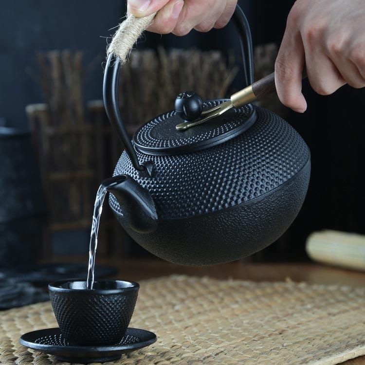 鉄瓶 鉄びん 小さめ 600ml ih対応 直火 ih 鉄製 急須 やかん ケトル