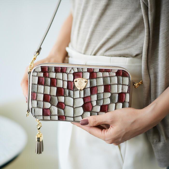 ★ATAO アミュレット・ヴィトロ/セピアボルドー ロトロ・ヴィトロ / セピアボルドー｜大容量の二つ折り – ATAO