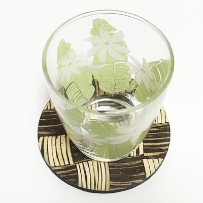 ココナッツウッドのコースター 送料無料 クリックポスト エスニック アジアン雑貨　ハワイアン雑貨　アジアンティスト |  | 02