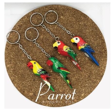 木彫り オウム キーホルダー 2個組〈 ブルー＆グリーン / イエロー