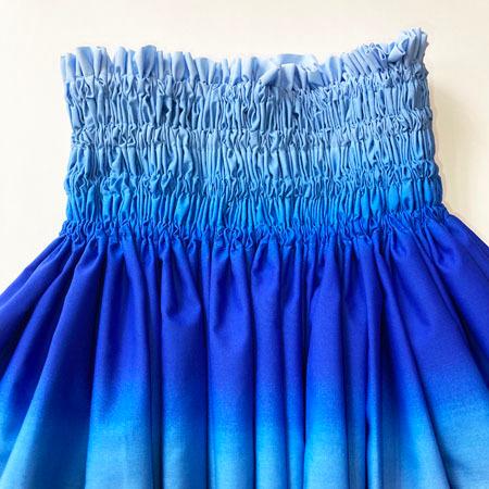 パウスカート 67cm 72cm 77cm ボーダー グラデーション〈 ブルー ＆ オフ 〉4本ゴム ハワイアン フラダンス 衣装 パウ 日本製 青 |  | 02